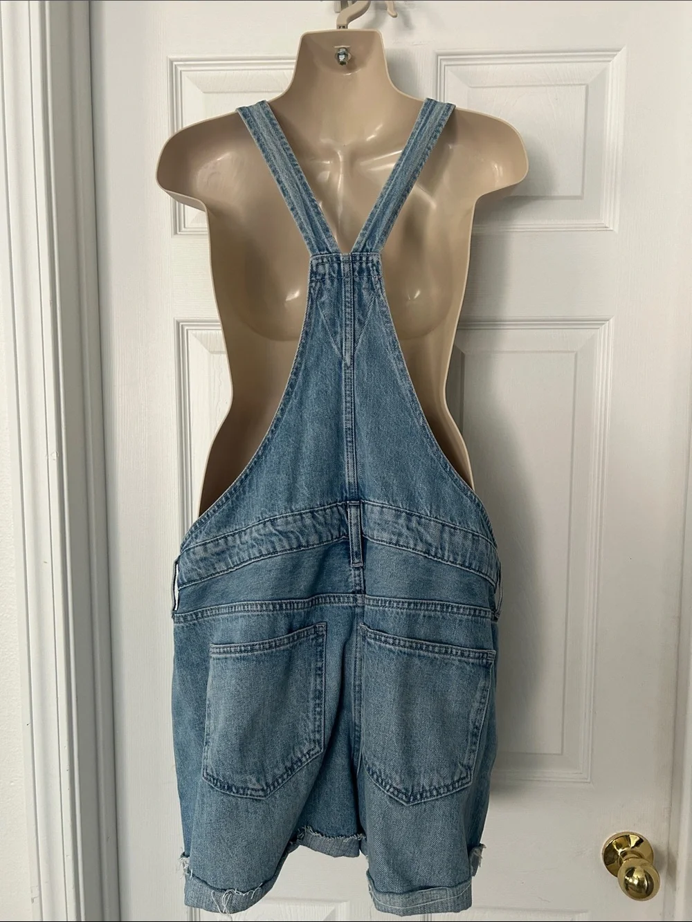 Madewell Medium Wash Denim Short Overalls - Picture 2 of 2